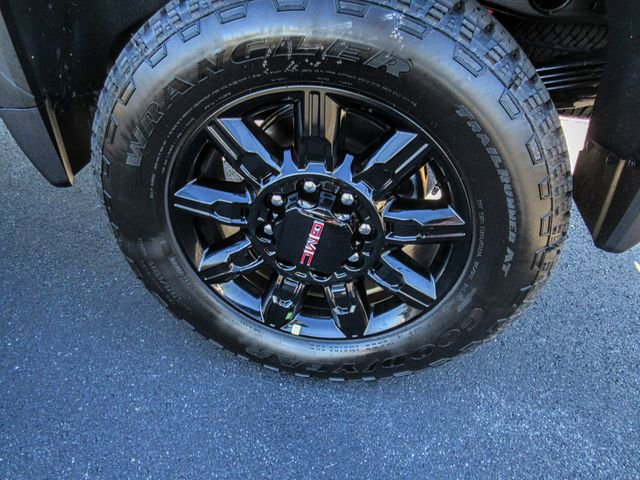 New 2026 GMC Sierra 2500 AT4 w/ AT4 Premium Plus Package image 10