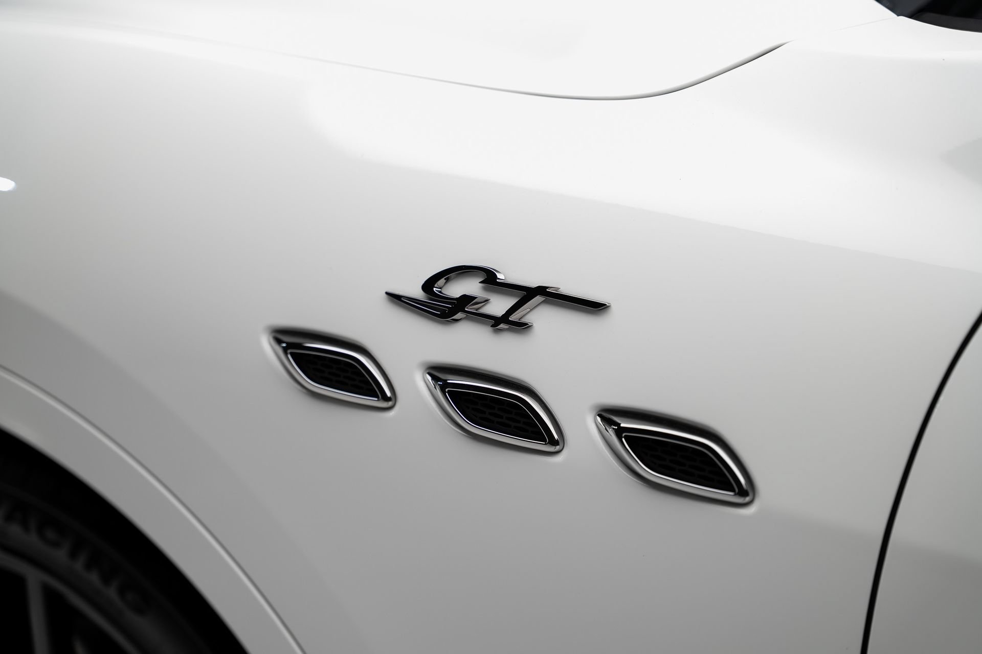 Used 2022 Maserati Levante GT AWD/4WD image 24