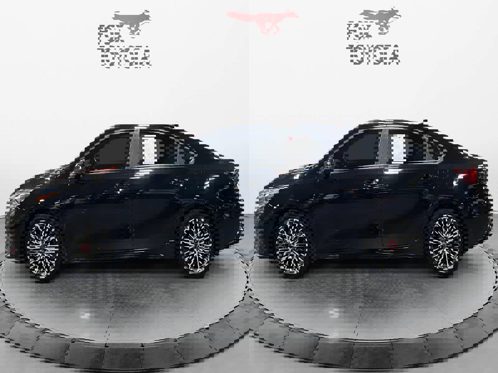 Used 2022 Kia Forte GT w/ GT2 Package image 2