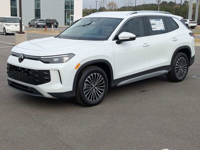 New 2026 Volkswagen Tiguan S FWD image 8