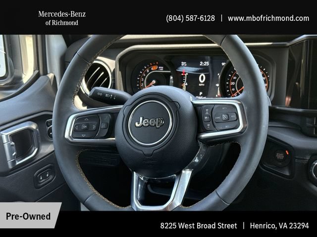 Used 2024 Jeep Wrangler Unlimited Sahara w/ Technology Group AWD/4WD image 21