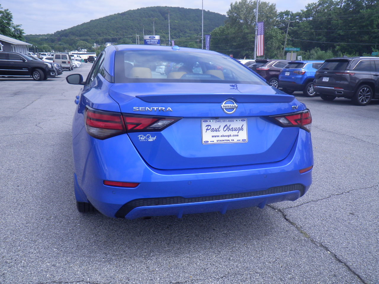 Used 2021 Nissan Sentra SV w/ SV Premium Package image 5