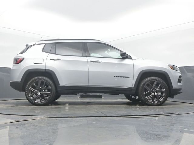 New 2026 Jeep Compass Latitude w/ Sun and Sound Group AWD/4WD image 52