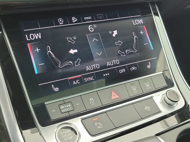 Used 2025 Audi Q7 3.0T Premium Plus AWD/4WD image 30