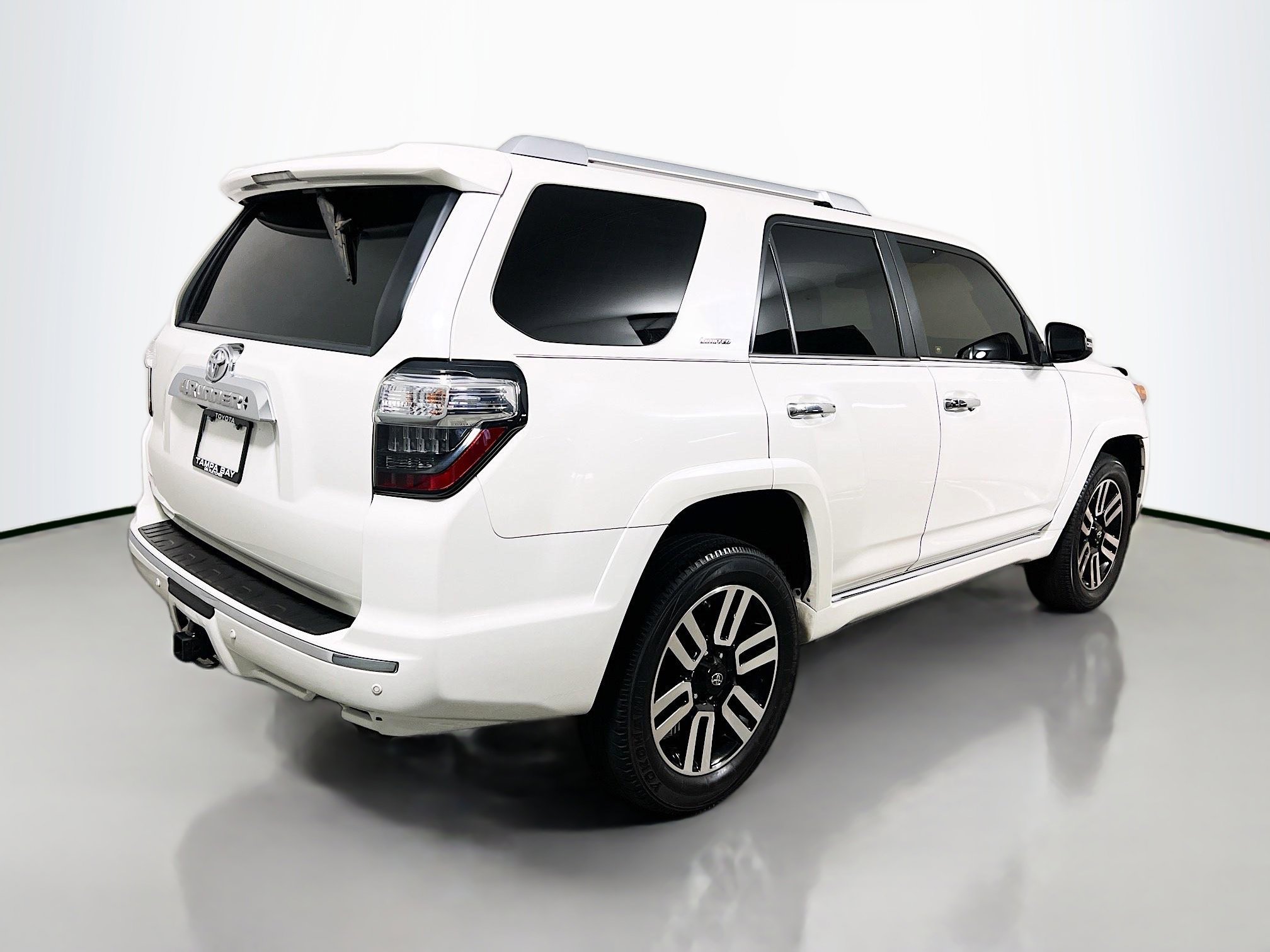 Used 2019 Toyota 4Runner Limited image 4