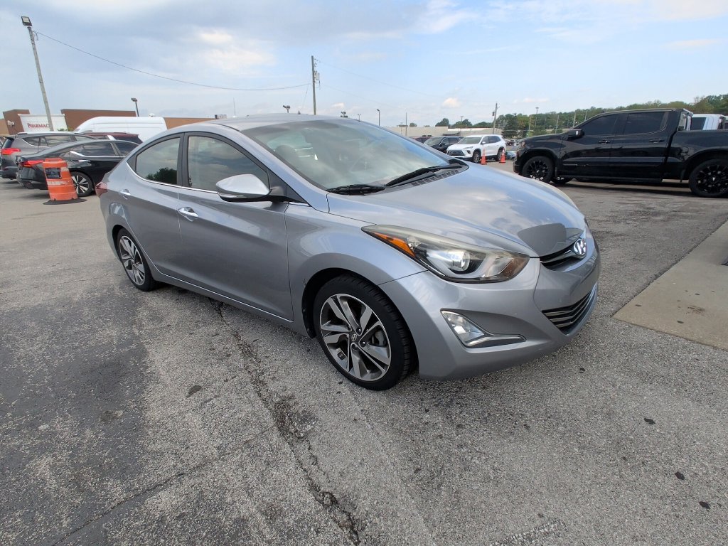 Used 2015 Hyundai Elantra Limited FWD image 2