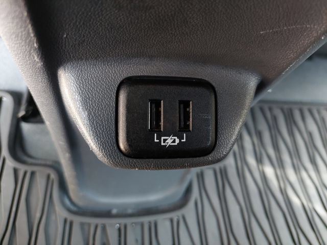 Used 2017 Chevrolet Bolt Premier w/ Infotainment Package FWD image 19