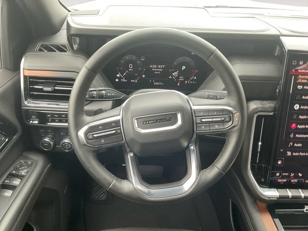 Certified 2025 GMC Yukon Denali AWD/4WD image 12