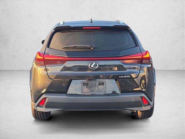 Used 2022 Lexus UX 200 w/ Premium Package FWD image 6
