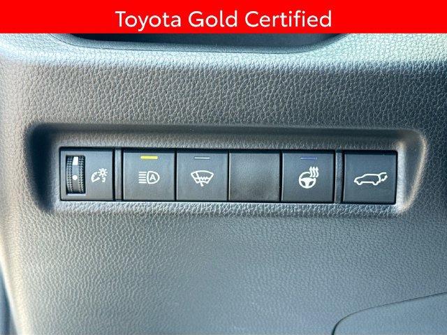 Certified 2021 Toyota RAV4 XLE Premium AWD/4WD image 11