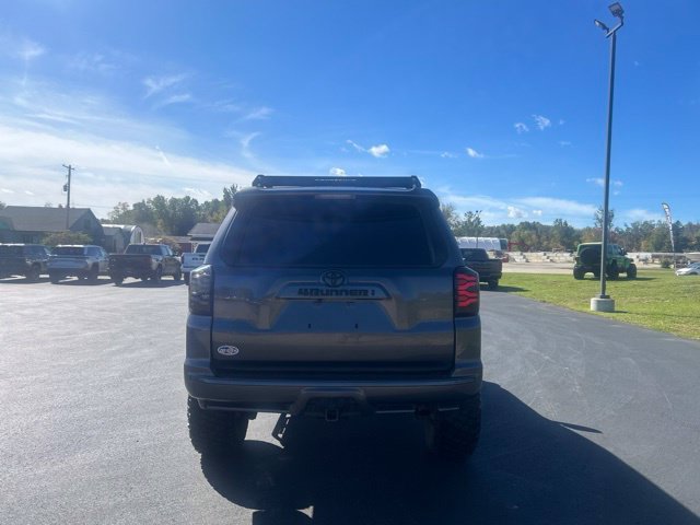 Used 2022 Toyota 4Runner TRD Sport w/ Technology Package AWD/4WD image 5