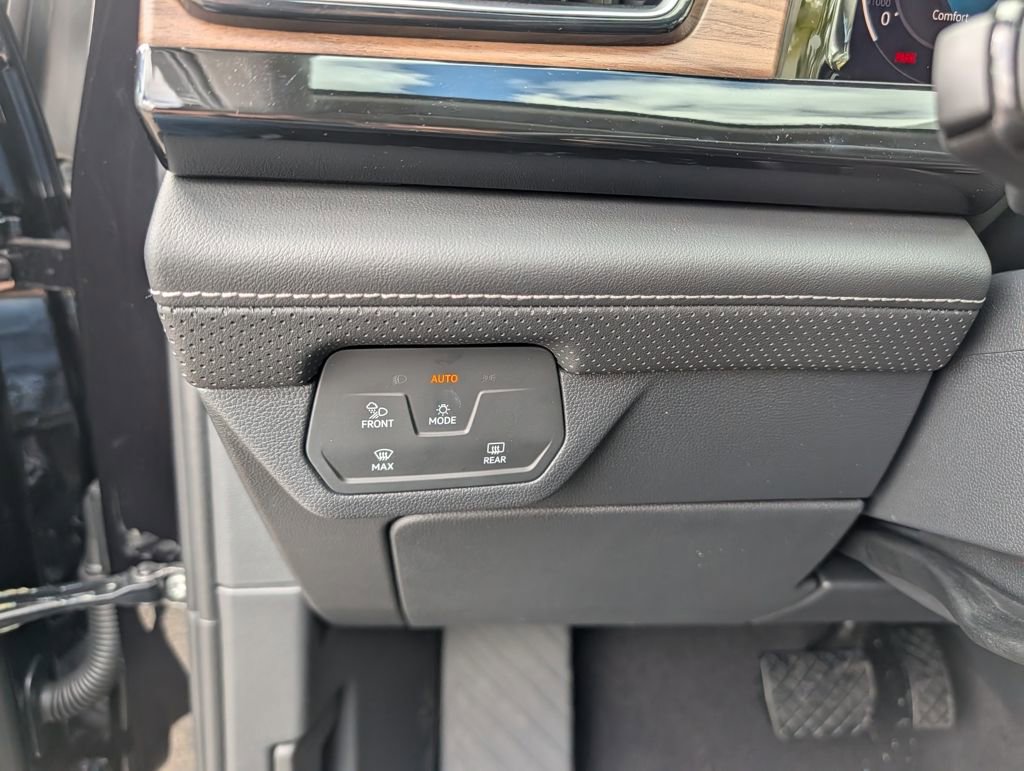 New 2026 Volkswagen Atlas SE image 18