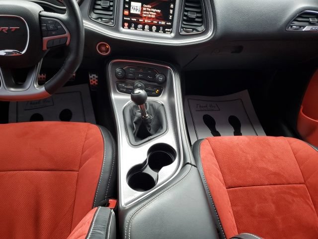 Used 2015 Dodge Challenger SRT Hellcat RWD image 21