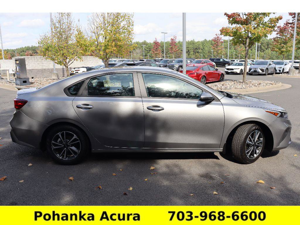 Used 2023 Kia Forte LXS w/ LXS Technology Package image 8