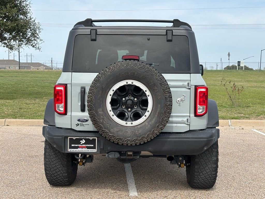 Used 2022 Ford Bronco Black Diamond w/ Sasquatch Package image 6