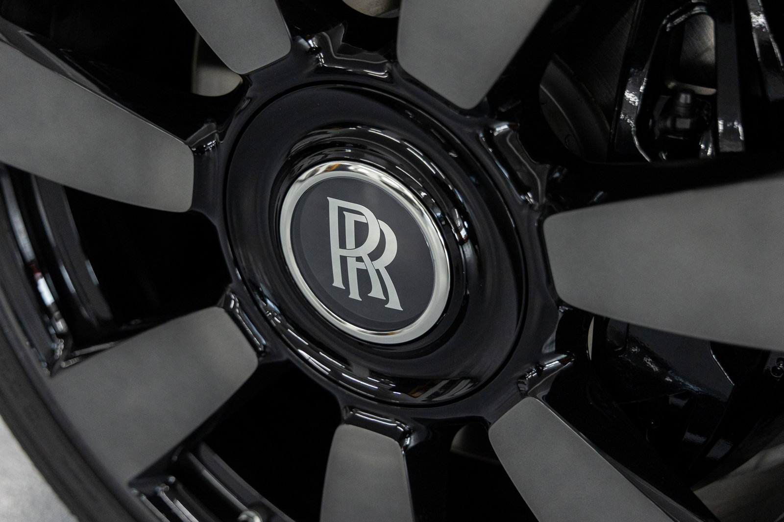 New 2026 Rolls-Royce Cullinan image 15