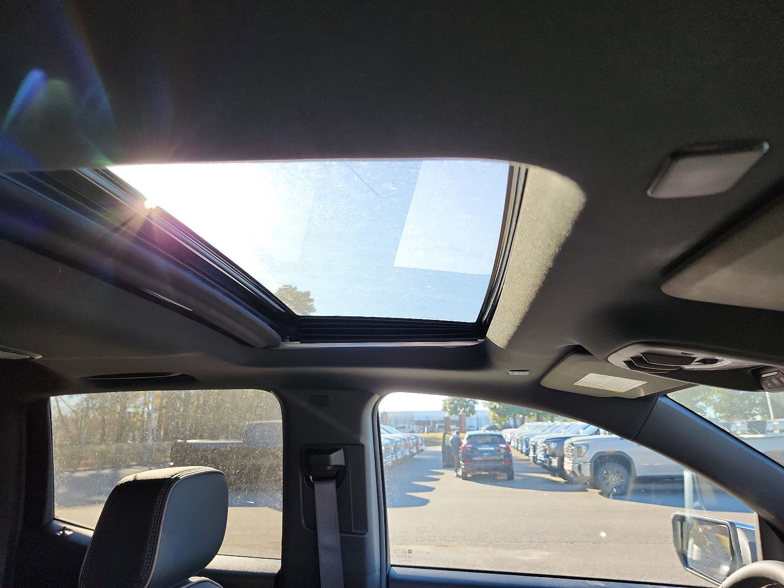 New 2026 GMC Canyon Denali image 6