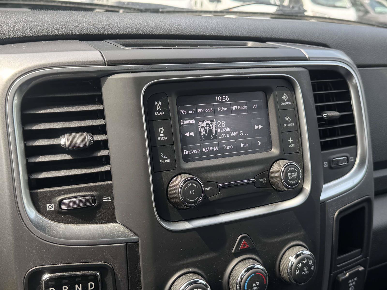 Used 2022 RAM 1500 Warlock AWD/4WD image 15