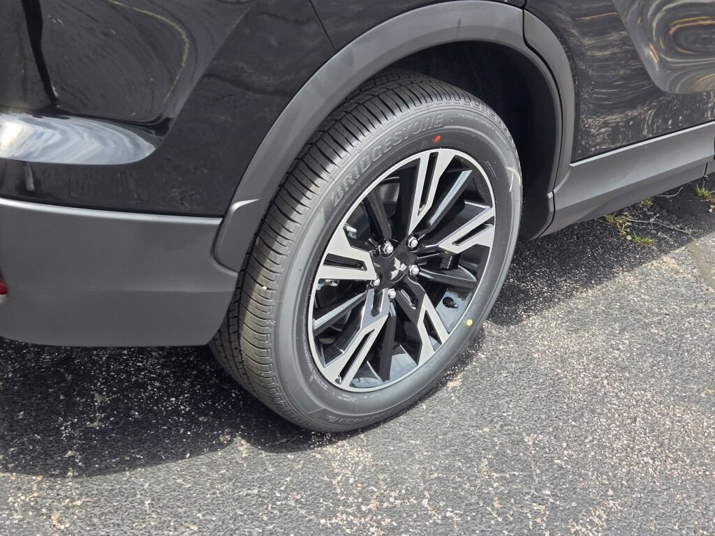 New 2026 Mitsubishi Eclipse Cross SE AWD/4WD image 10