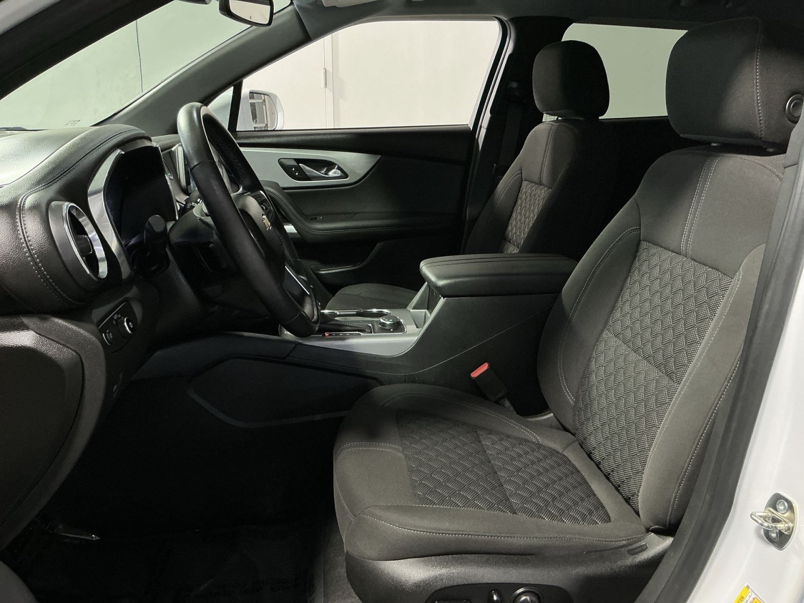 Used 2019 Chevrolet Blazer LT FWD image 14