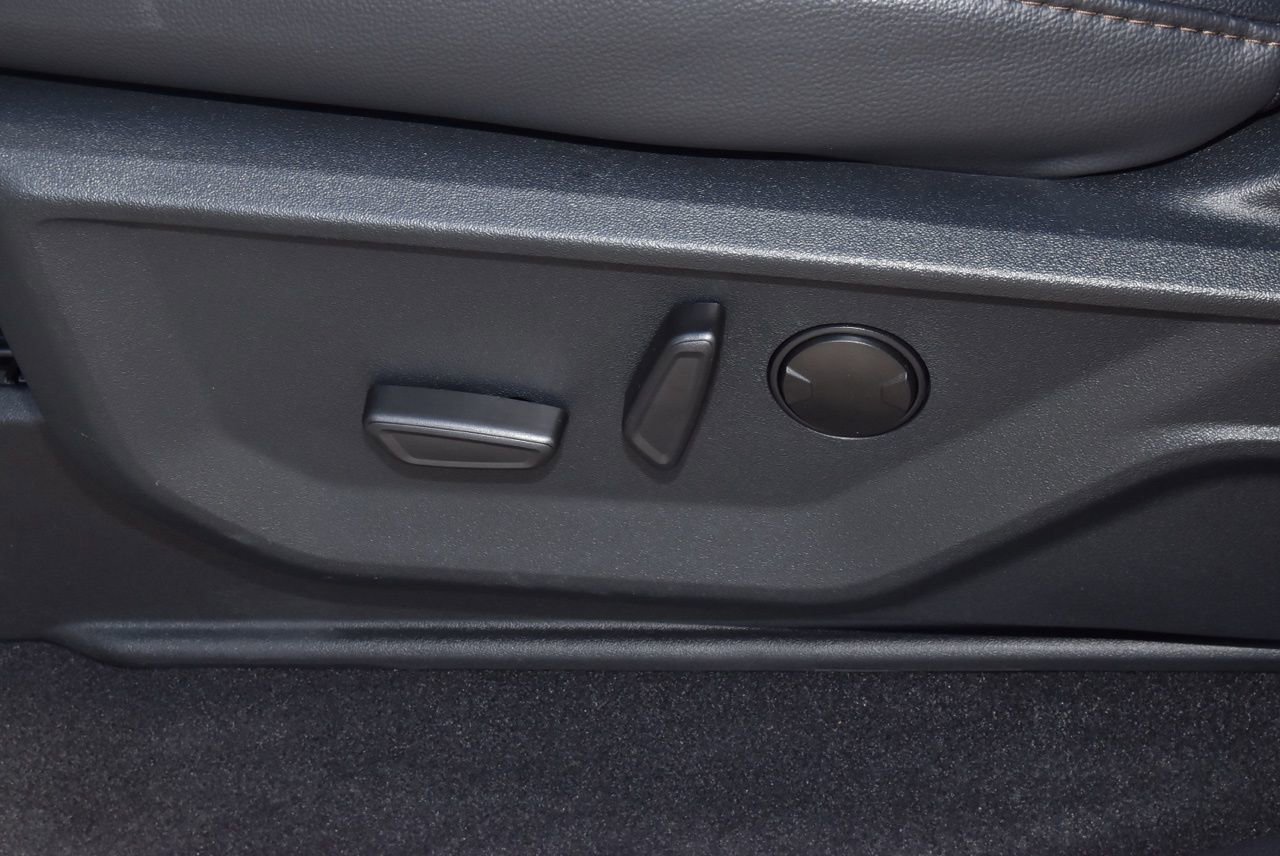 Certified 2026 Ford F150 Lariat w/ Equipment Group 501A Mid image 36