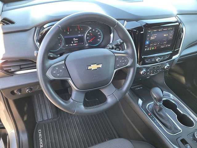 Used 2023 Chevrolet Traverse LT image 9