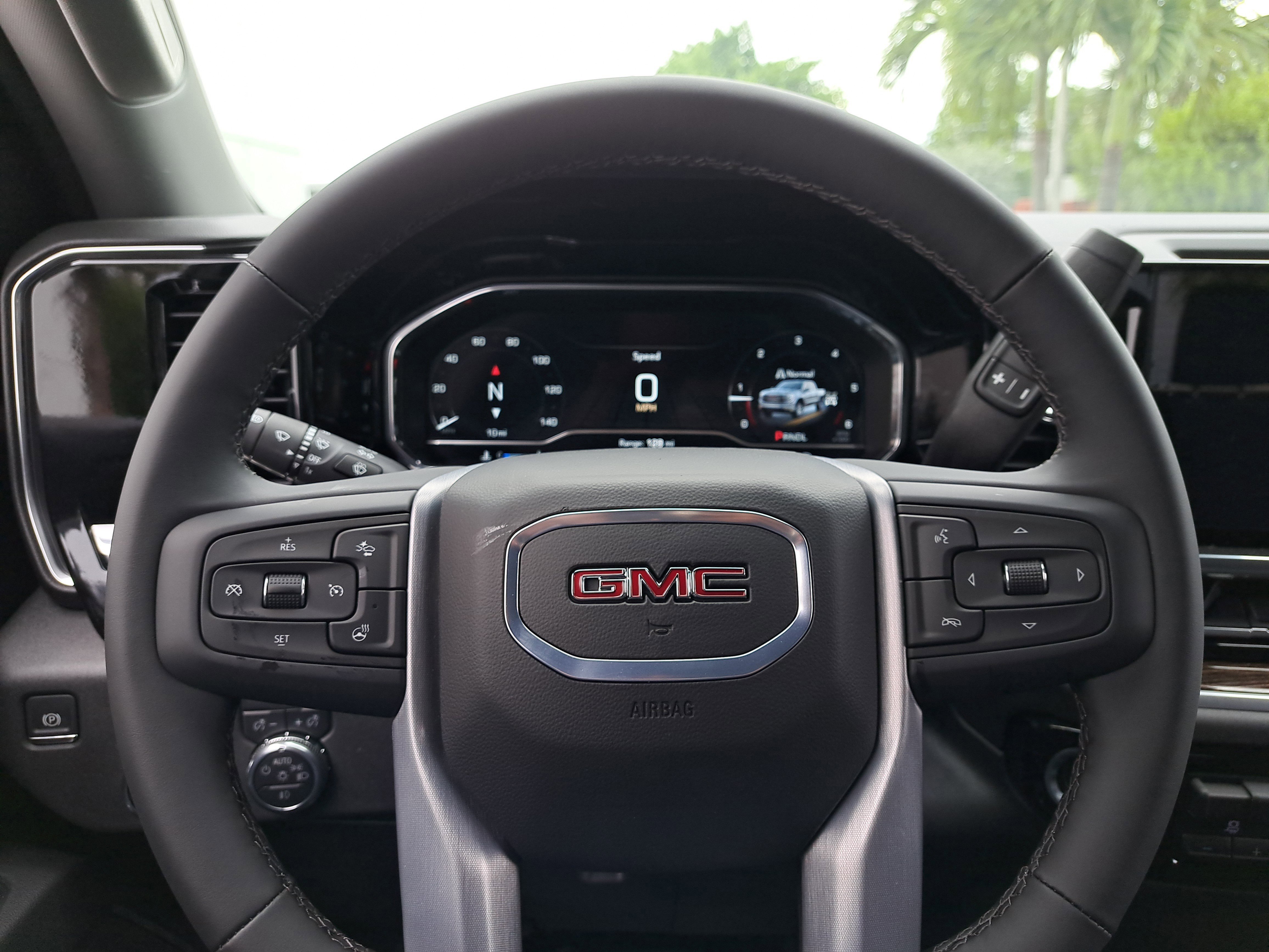 New 2025 GMC Sierra 1500 Elevation w/ LPO, Elevation Black Package image 25