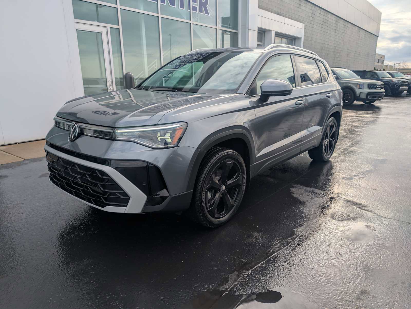 Certified 2025 Volkswagen Taos SEL w/ Taos Adventure Package image 3