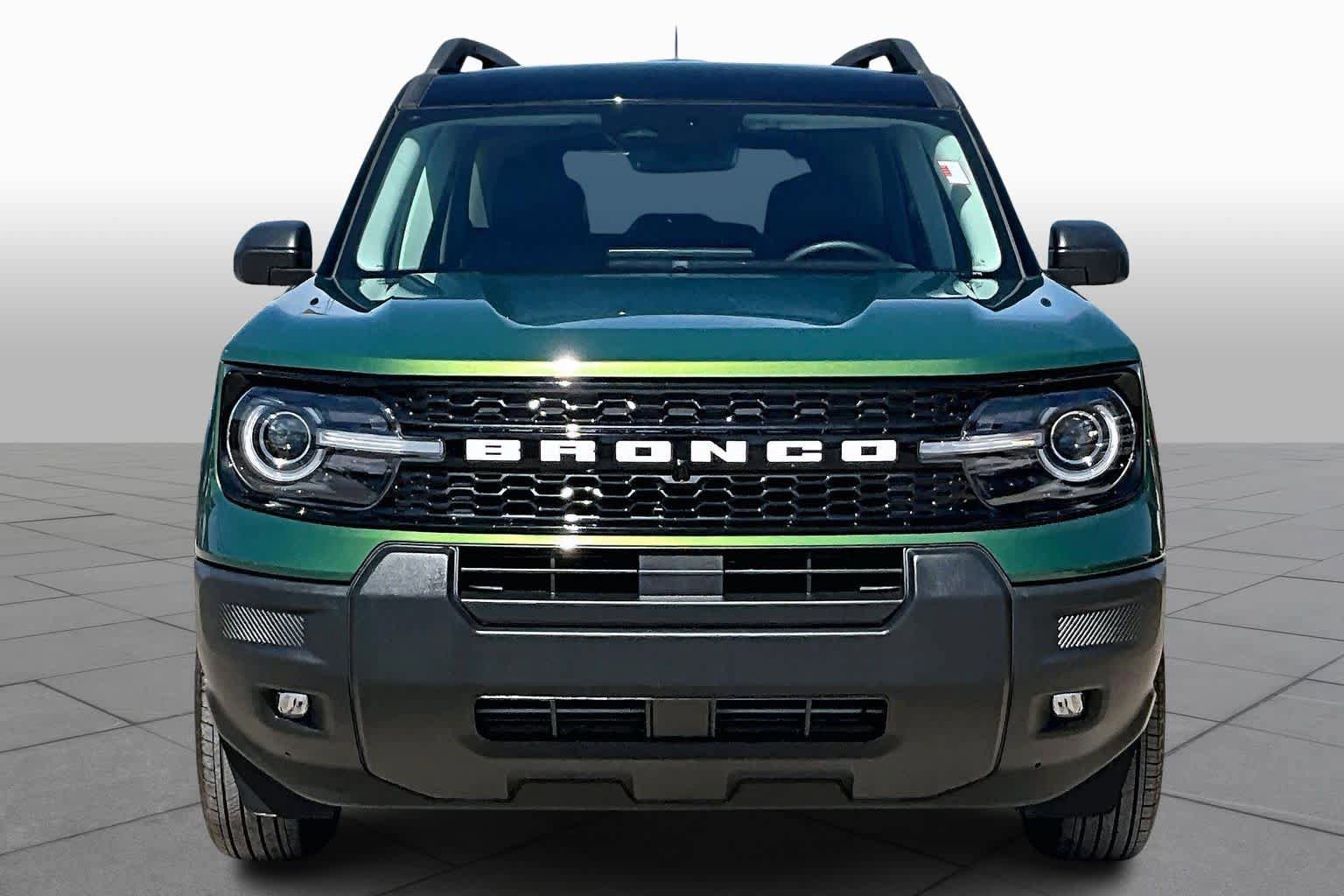 Used 2025 Ford Bronco Sport Outer Banks image 4