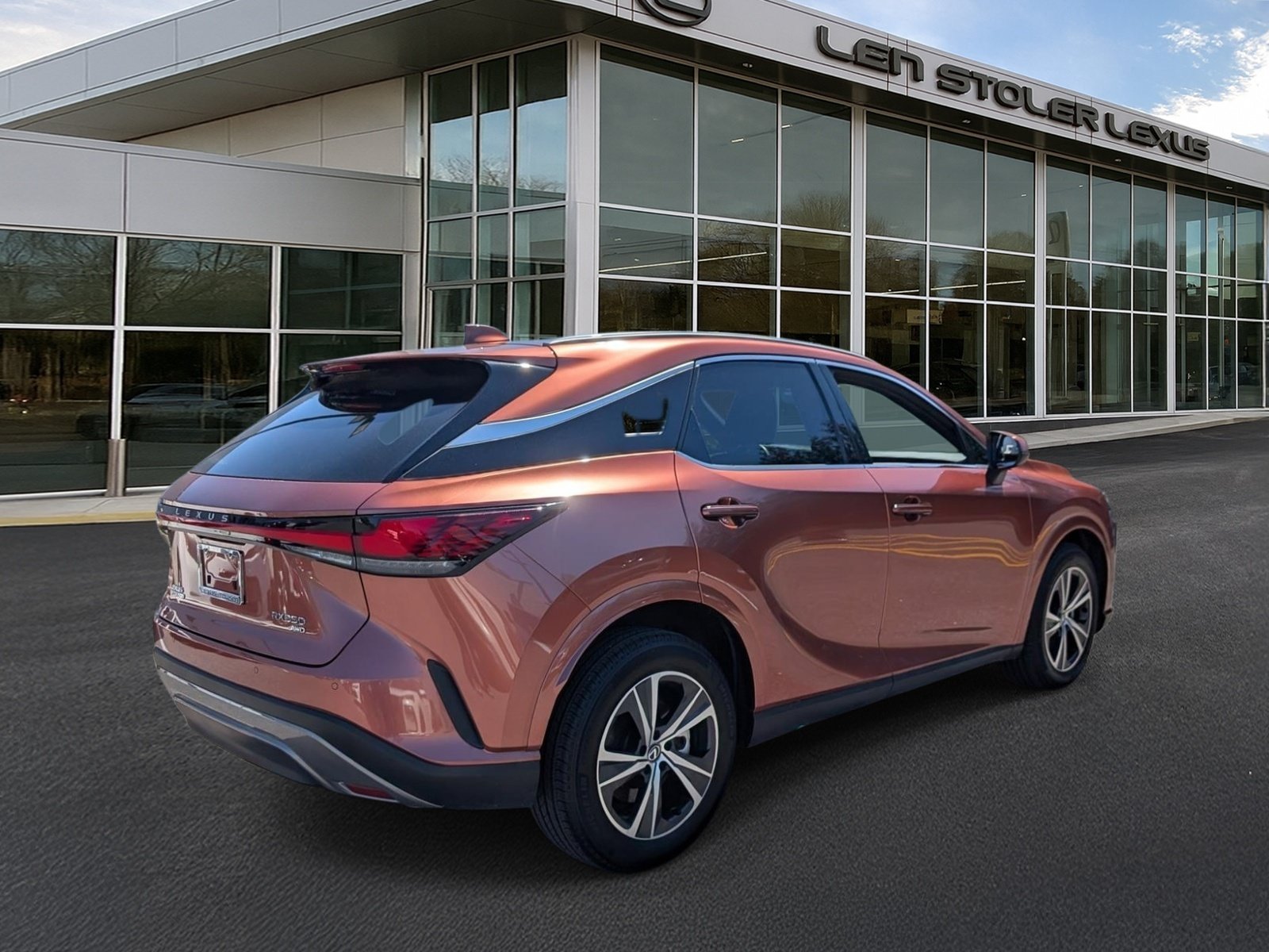 Certified 2025 Lexus RX 350 Premium AWD/4WD image 3