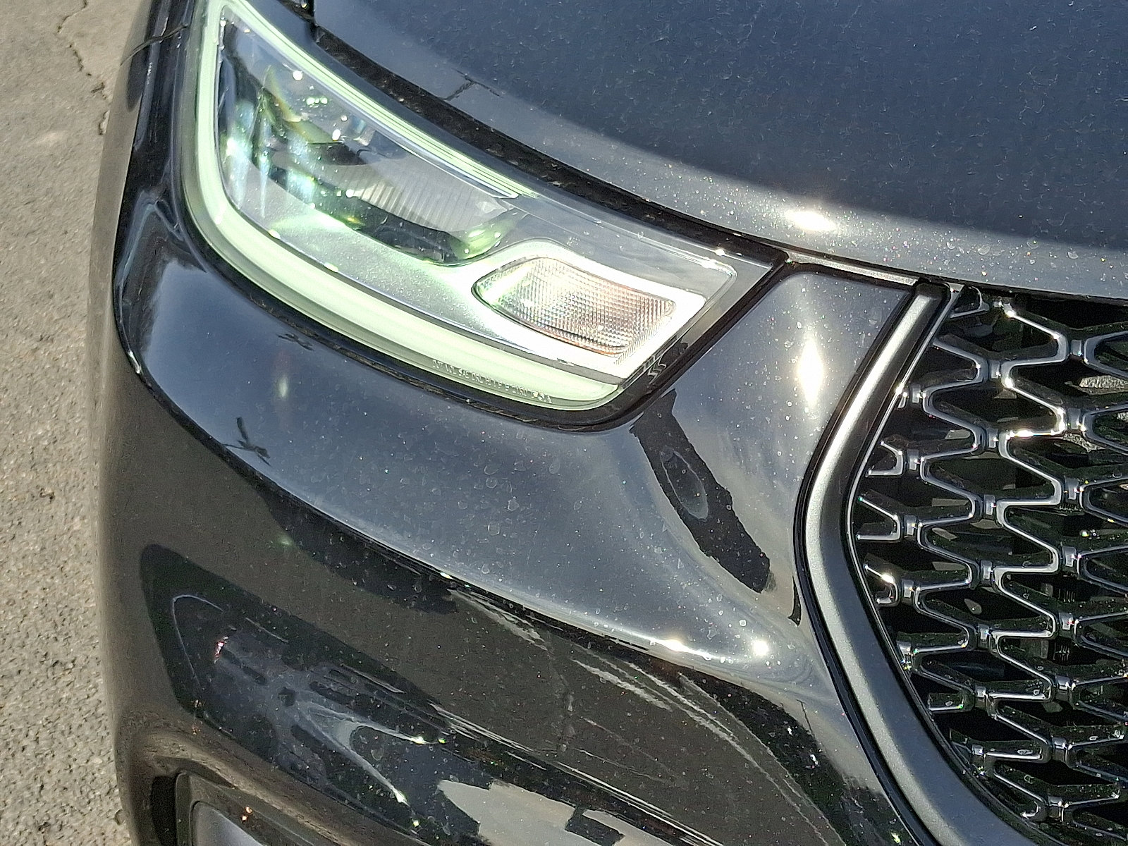 New 2026 Chrysler Pacifica Limited image 9