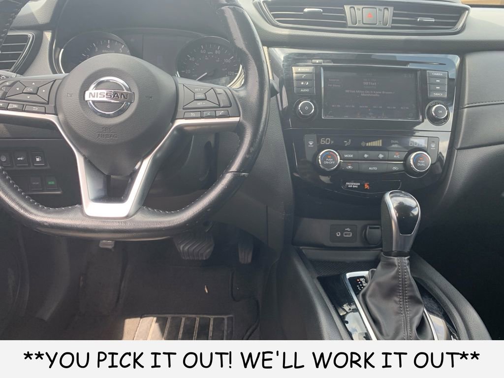 Used 2020 Nissan Rogue SV FWD image 24