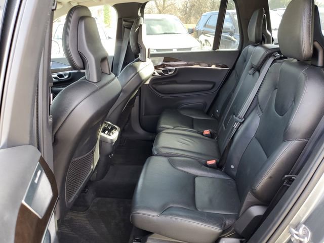 Used 2016 Volvo XC90 T6 Momentum w/ Momentum Plus Package image 31