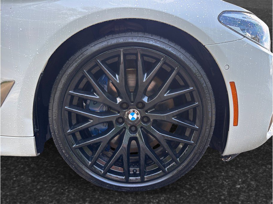 Used 2018 BMW M550i xDrive AWD/4WD image 13