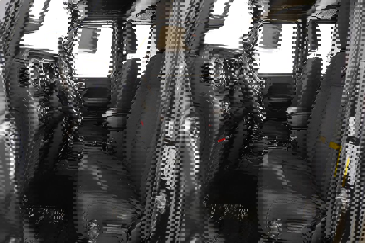 Used 2020 Jeep Gladiator Sport w/ Quick Order Package 24S image 4