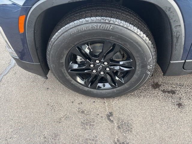 Used 2022 Chevrolet Traverse LT w/ Midnight/Sport Edition image 47