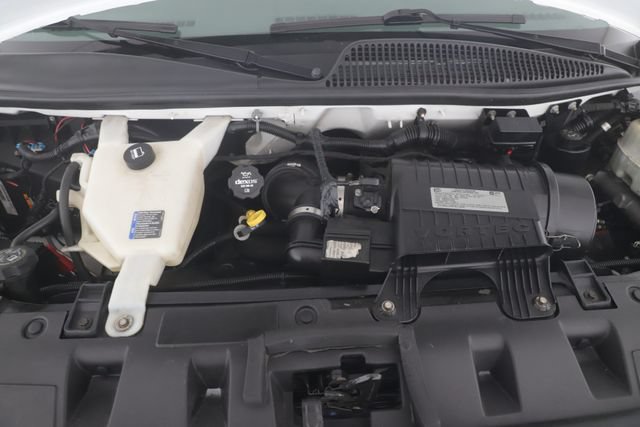 Used 2018 Chevrolet Express 4500 w/ Power Convenience Package RWD image 11