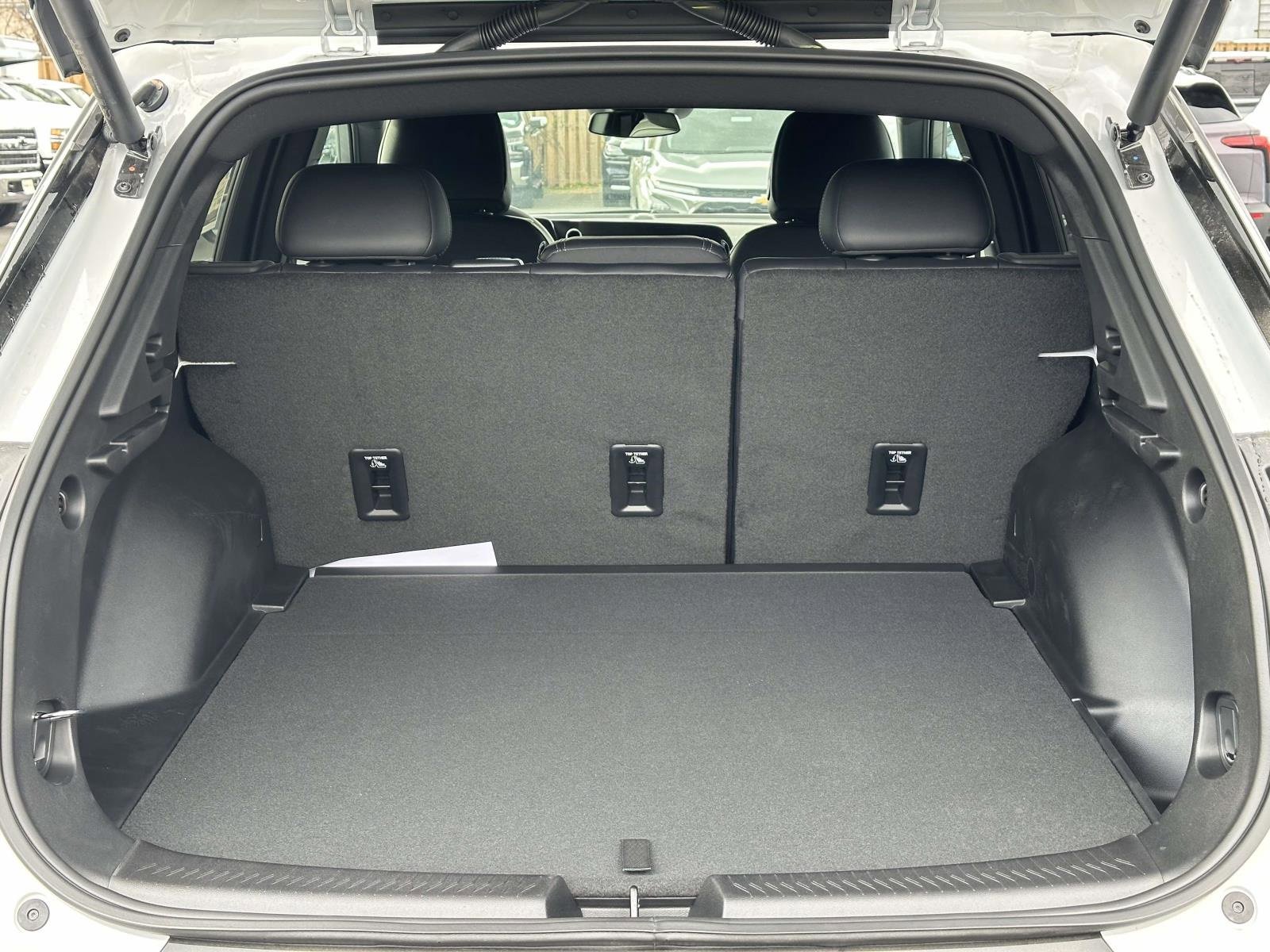 New 2026 Chevrolet Equinox EV LT image 23