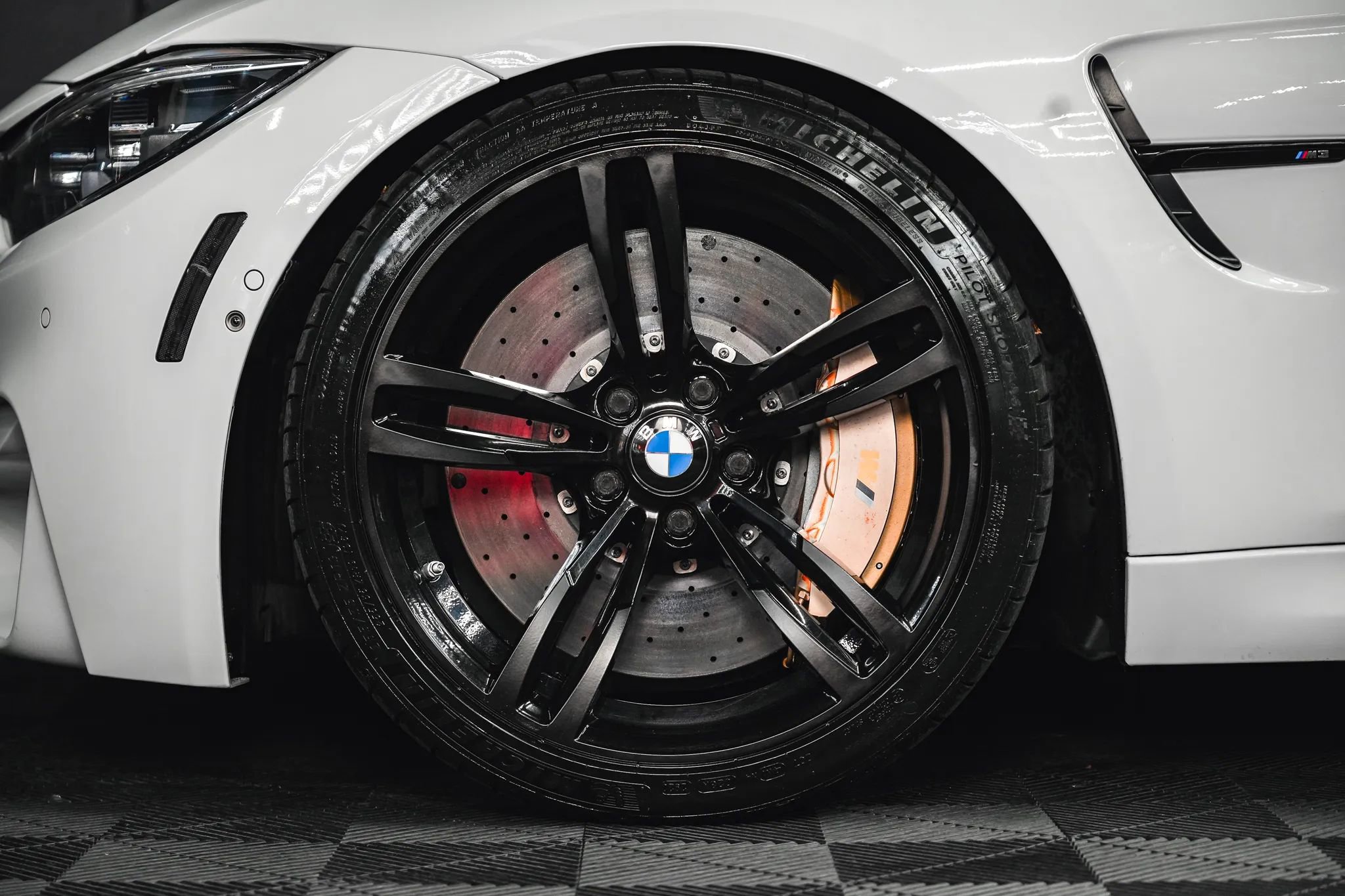 Used 2018 BMW M3 Sedan image 15