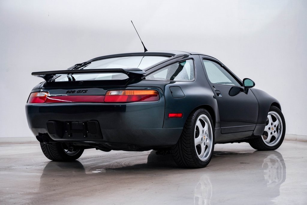 Used 1995 Porsche 928 GTS image 10