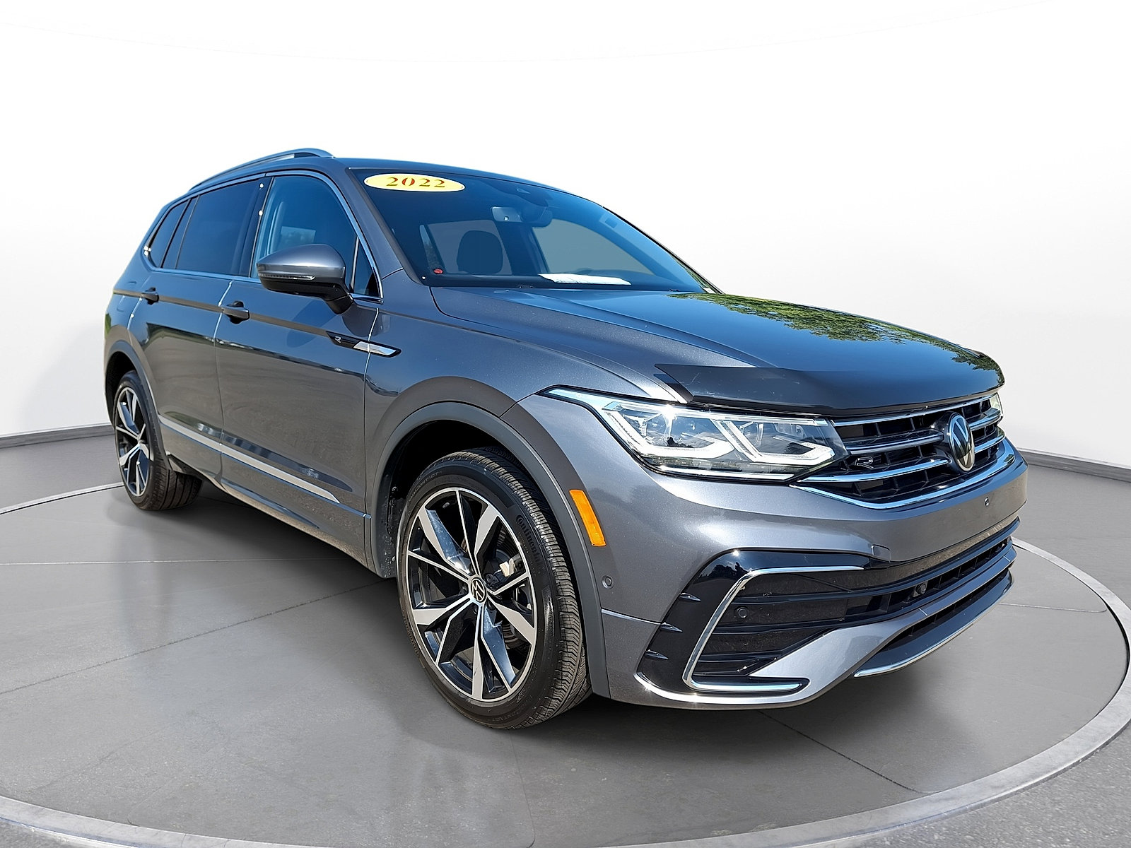 Used 2022 Volkswagen Tiguan SEL R-Line AWD/4WD video 1