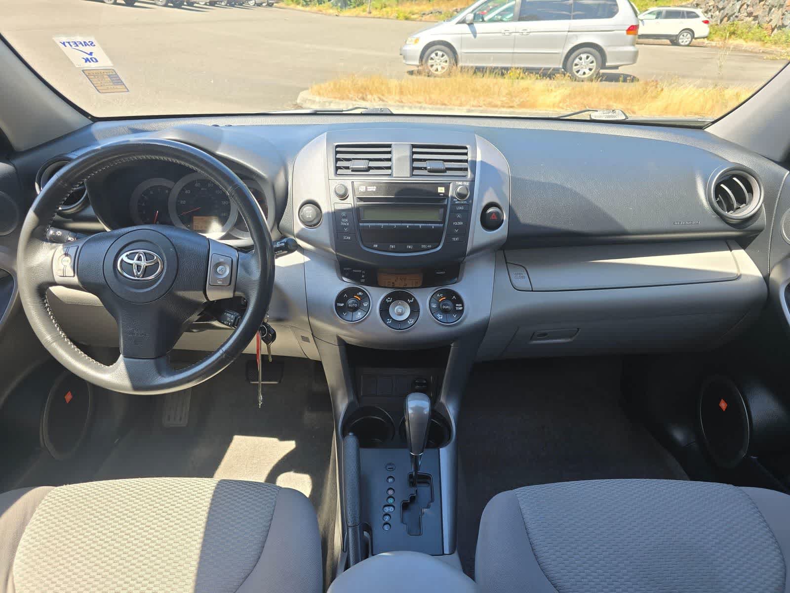 Used 2007 Toyota RAV4 Limited AWD/4WD image 9