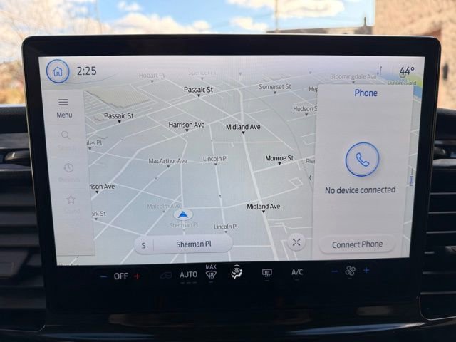 Used 2023 Ford Transit 350 XLT image 37