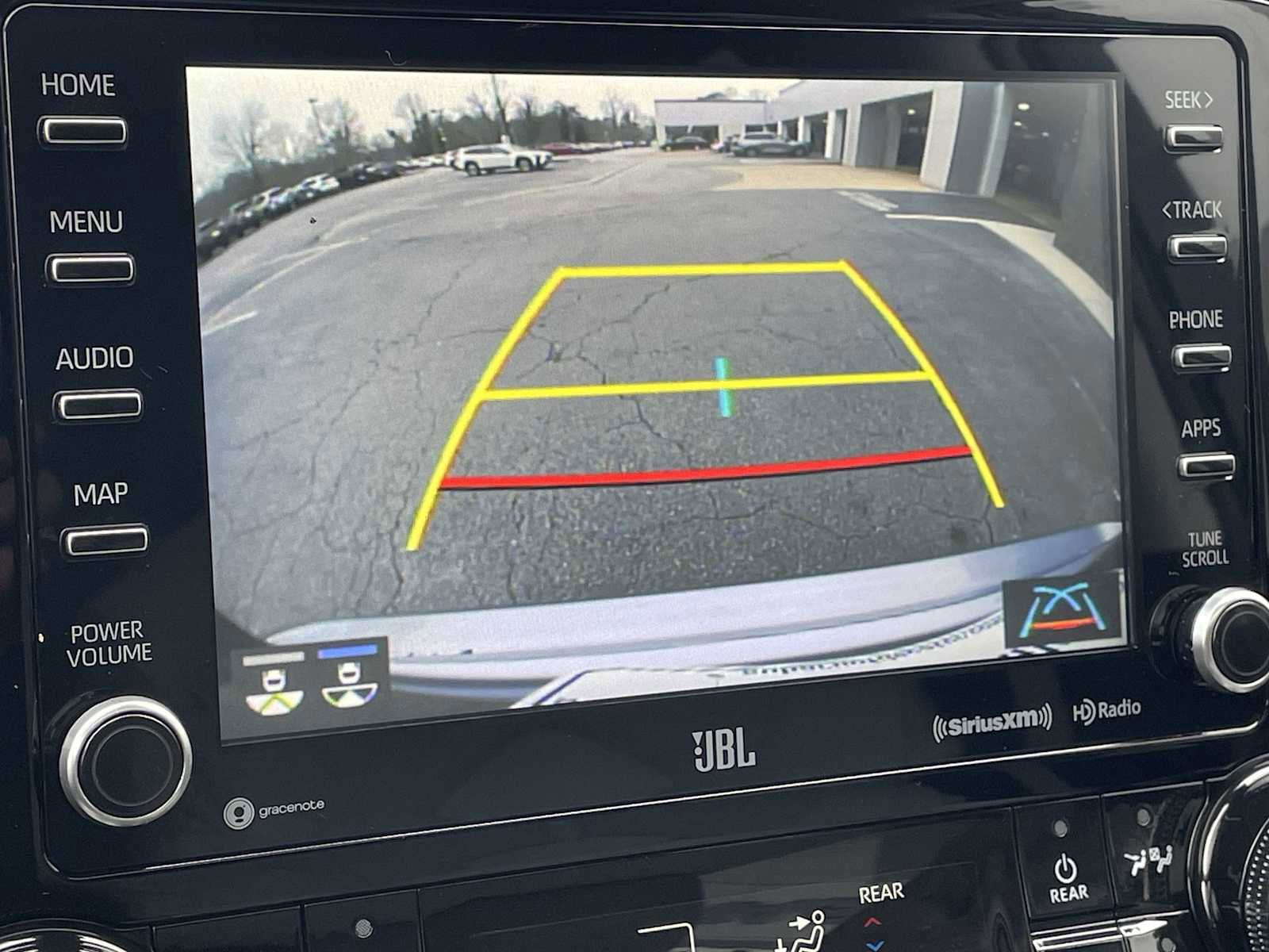 Used 2020 Toyota Highlander Limited image 18