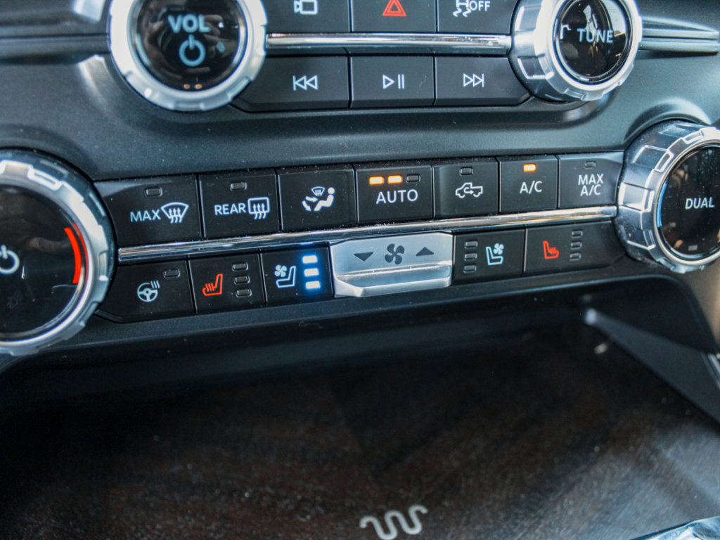 Used 2025 Ford F150 King Ranch w/ FX4 Off-Road Package AWD/4WD image 24