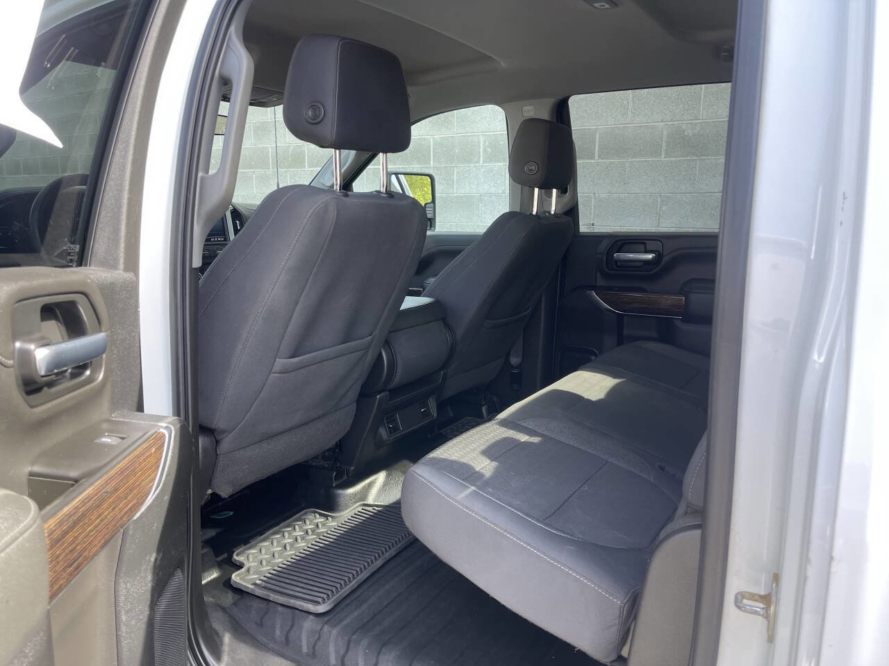Used 2021 GMC Sierra 3500 SLE w/ Remote Start Package AWD/4WD image 16