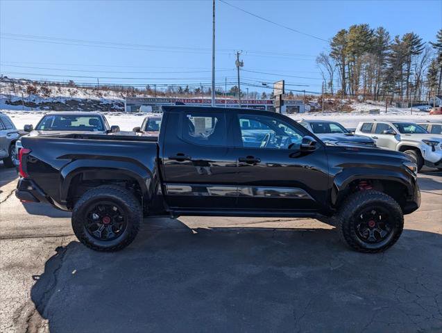 Certified 2025 Toyota Tacoma TRD Pro AWD/4WD image 9