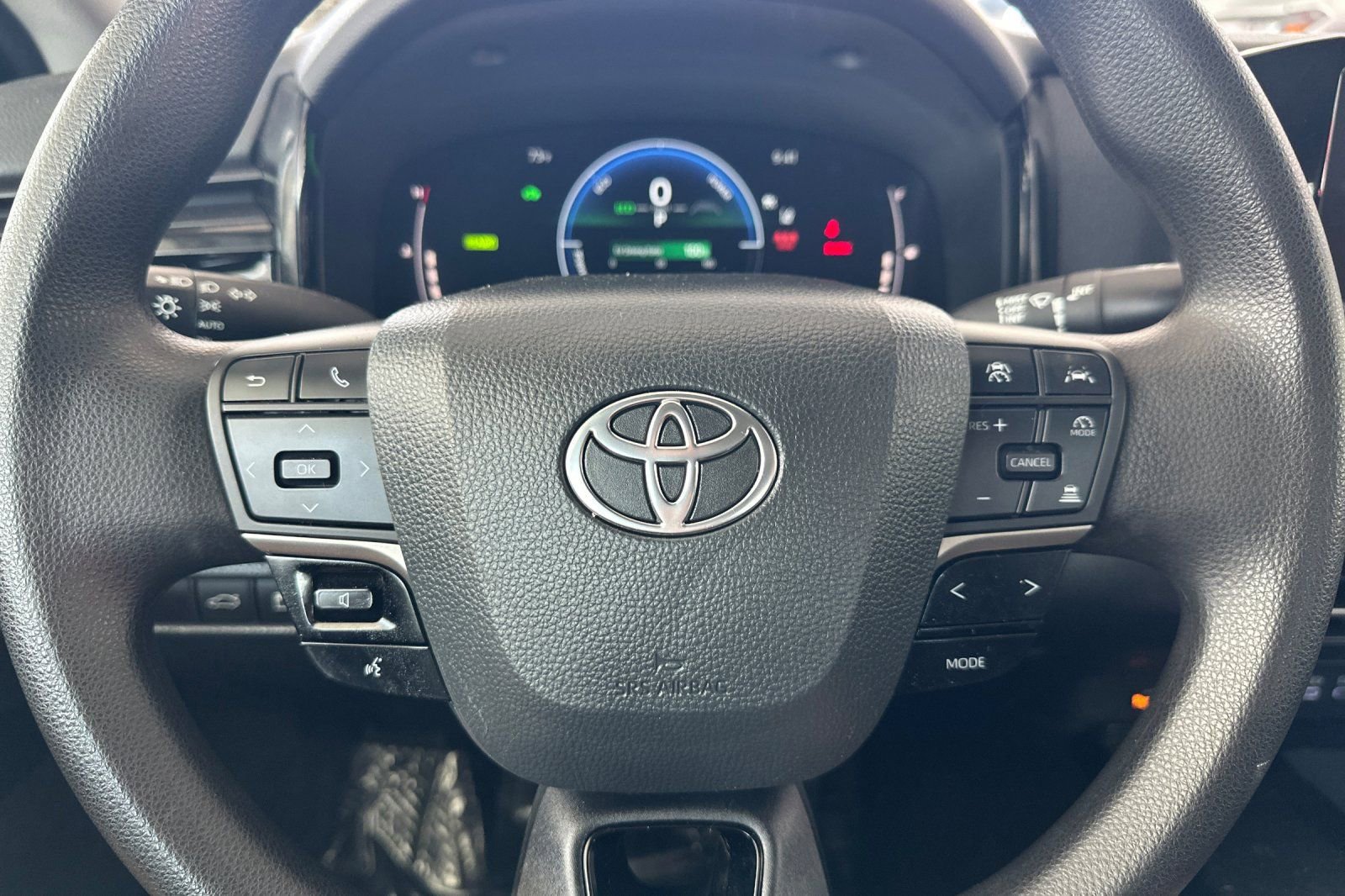 Certified 2025 Toyota Camry LE FWD image 23