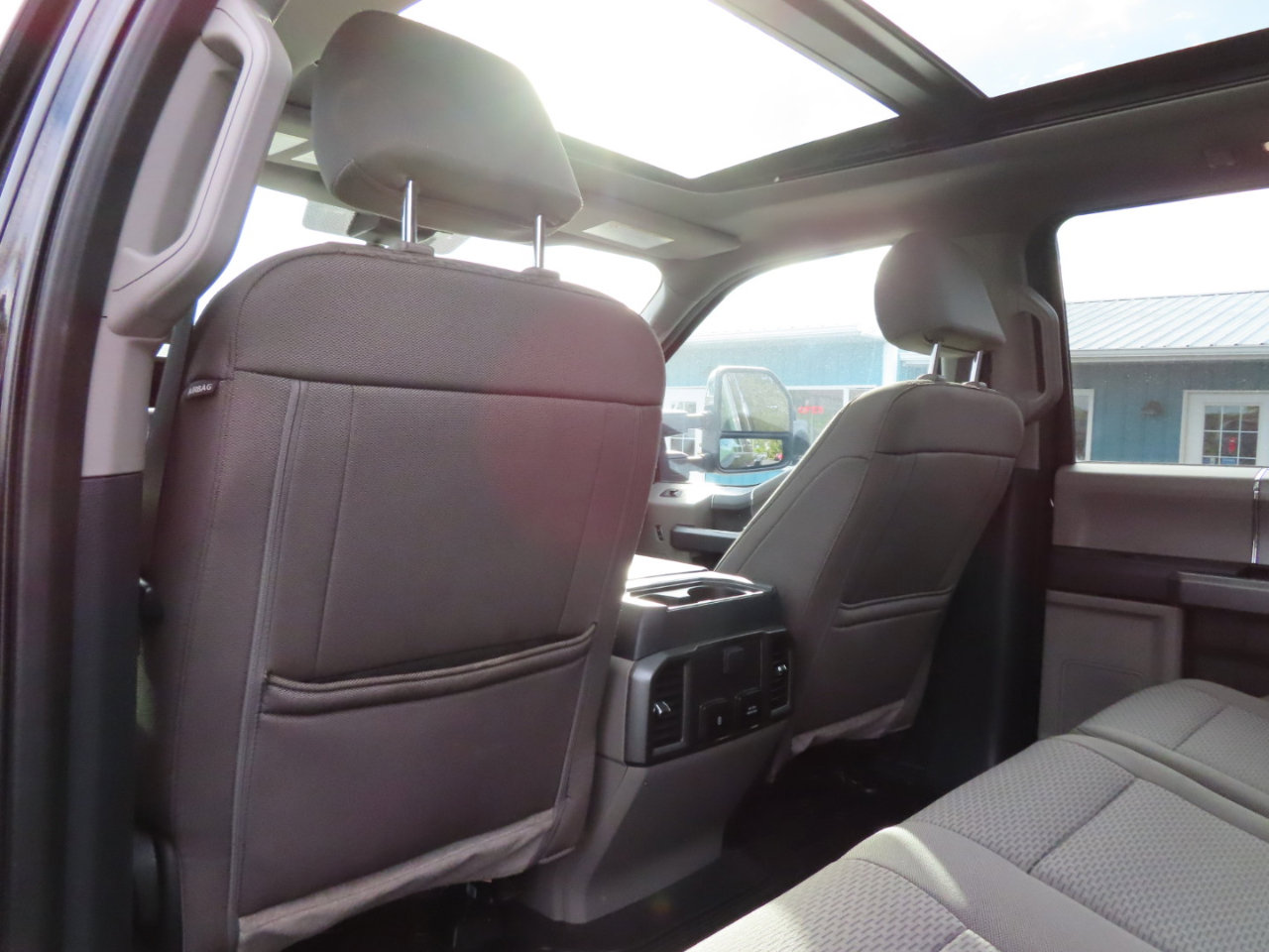 Used 2022 Ford F350 XLT w/ XLT Premium Package image 46
