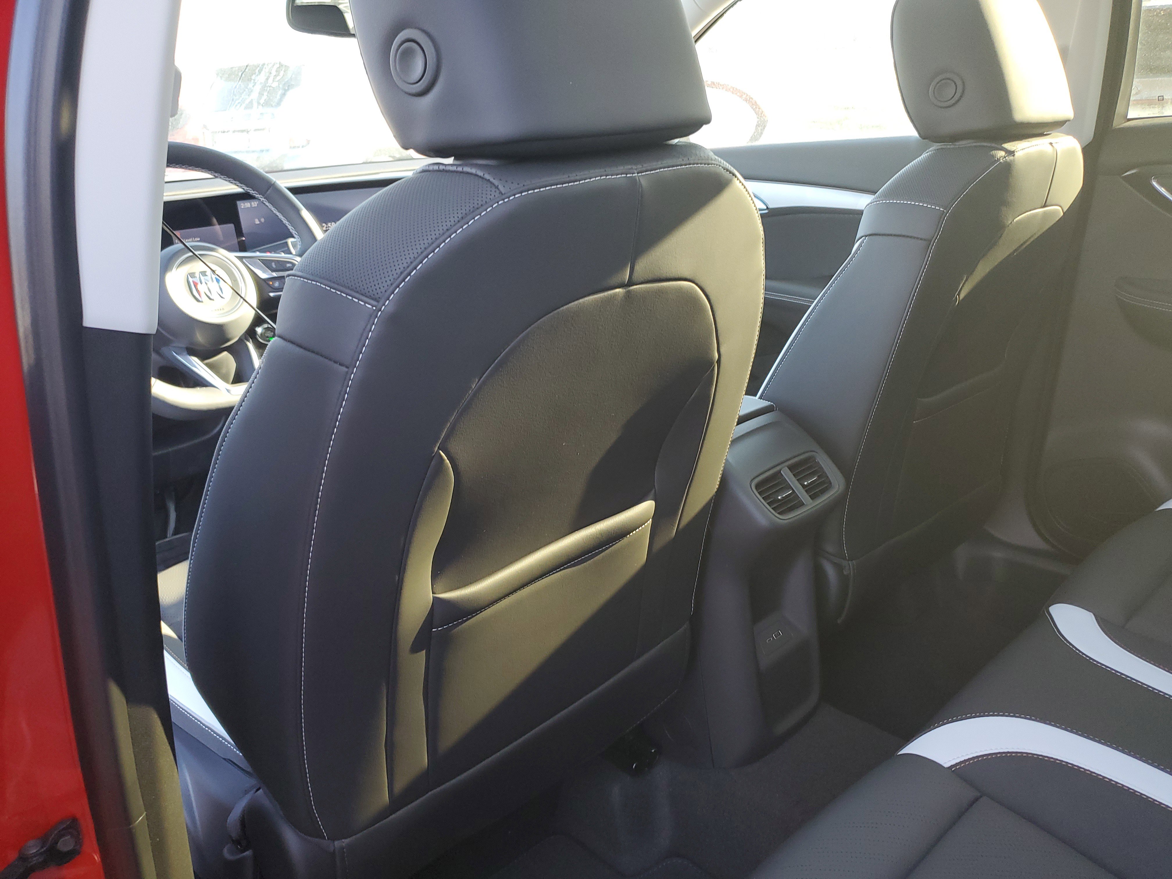 New 2025 Buick Envision Sport Touring image 31